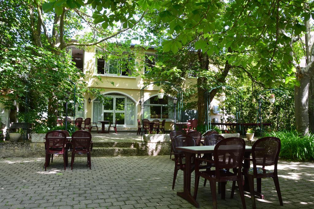 Hotel Logis Le Ceans